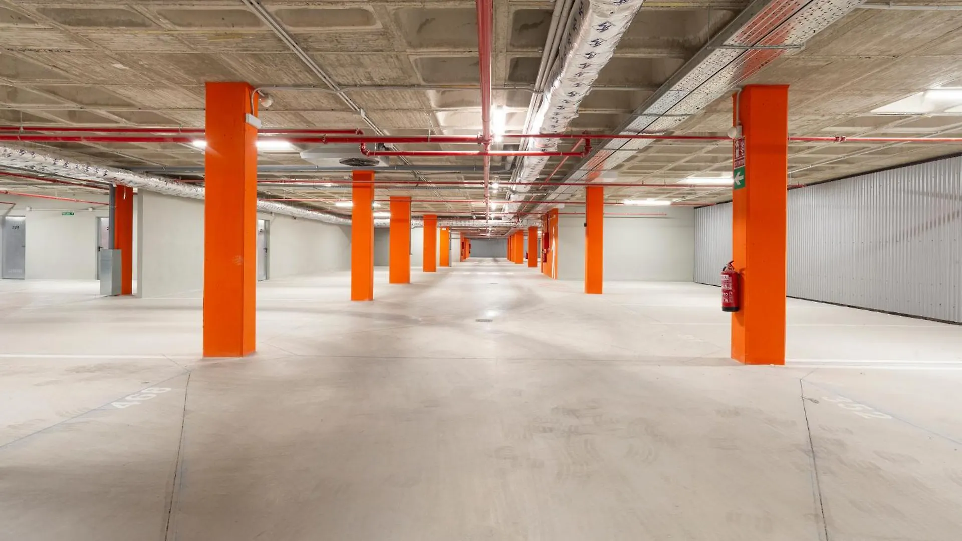 Skyline Rooftop Pool & Coworking By Ele Apartments 马拉加