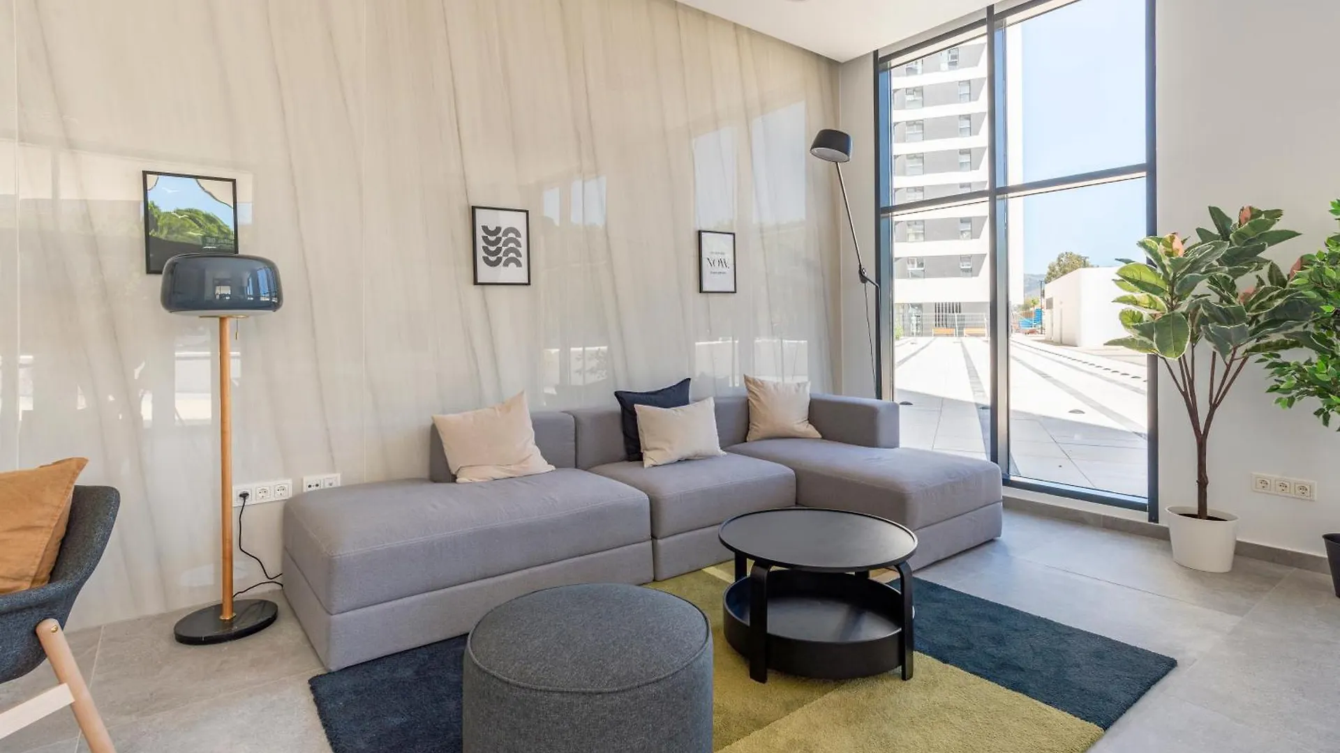 Skyline Rooftop Pool & Coworking By Ele Apartments Malaga 0*,